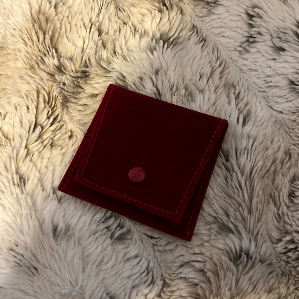 Cartier Red Velvety Ring Travel Pouch Bag